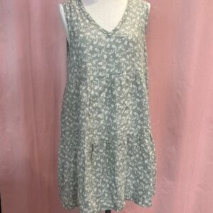 100% Linen Sage Green Floral Dress Small Fits Medium Cottagecore Summer